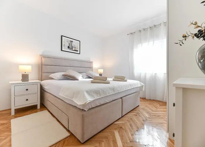 Lea & Roko Apartment *